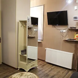 zoi-dolidze-apartment.alltbilisihotels.com/